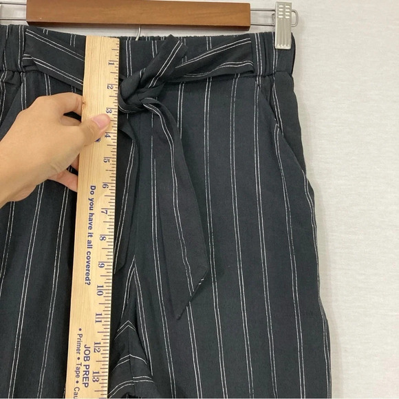 Aritzia Wilfred Faun Black Stripe Wide Leg Crop Pants size Small - Picture 8 of 13